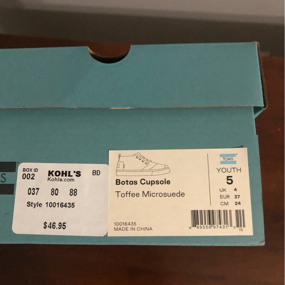 NWT TOMS YOUTH BOTA SNEAKERS SIZE 5 - Picture 7 of 7